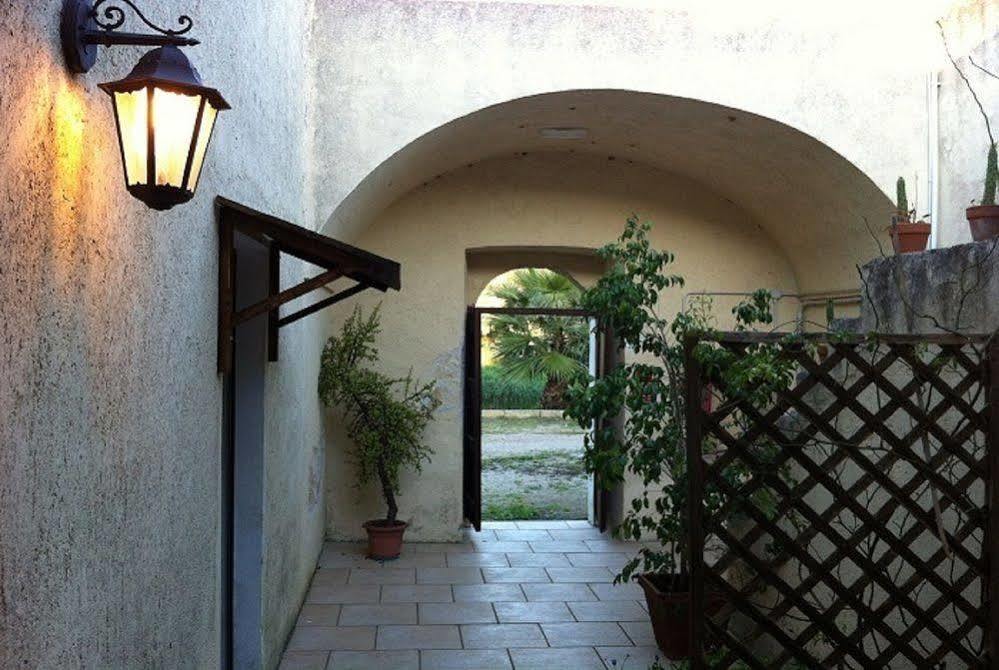 Bio-Agriturismo Masseria La Palombara Salve Buitenkant foto